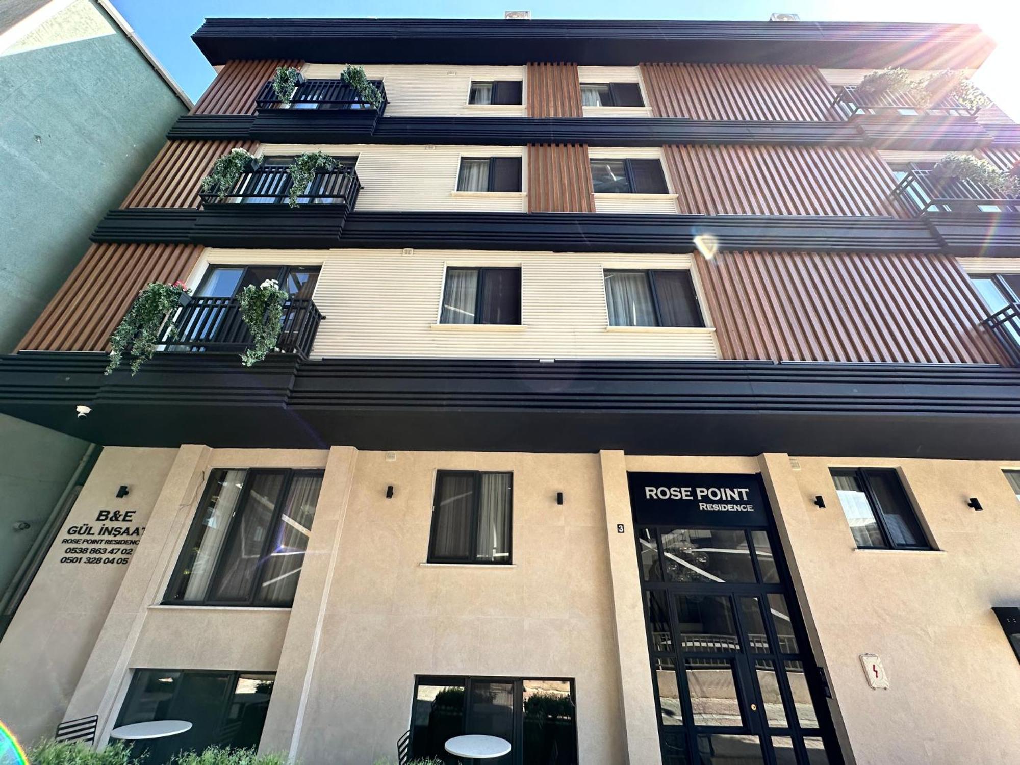 Rose Point Residence — Photos 1